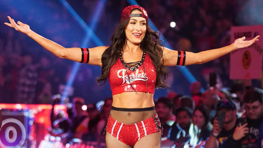 Nikki Bella & Alexa Bliss headlines the 2025 Royal Rumble returns